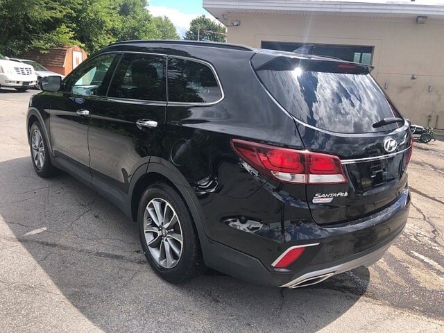 2017 Hyundai Santa Fe in Oregon, OH 43616 - 18079656 3