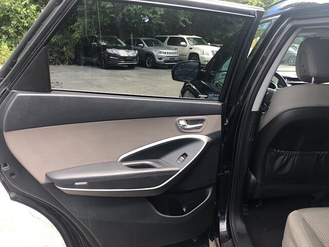 2017 Hyundai Santa Fe in Oregon, OH 43616 - 18079656 11