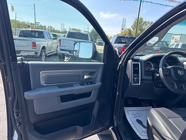 2016 RAM 1500 in Oregon, OH 43616 - 18079657 9