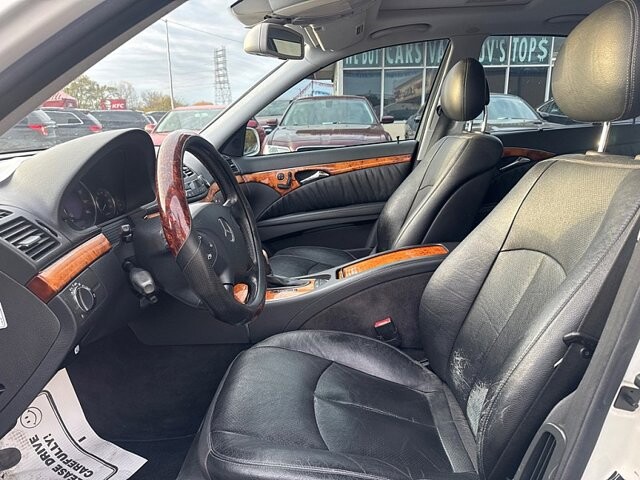 2005 Mercedes-Benz E 500 in Oregon, OH 43616 - 18079659 10
