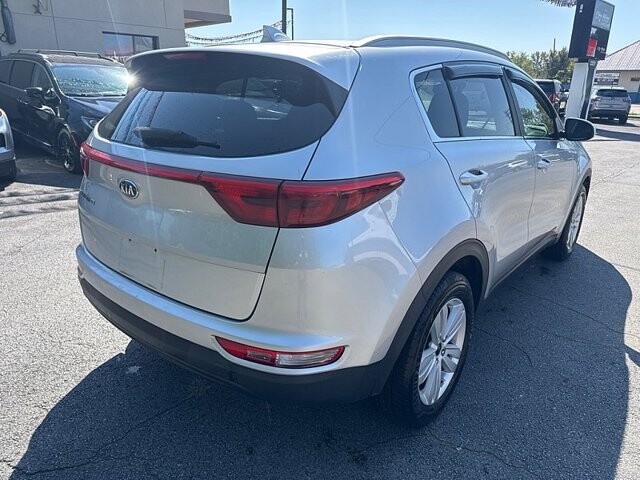 2019 Kia Sportage in Oregon, OH 43616 - 18079660 5