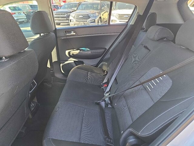 2019 Kia Sportage in Oregon, OH 43616 - 18079660 37