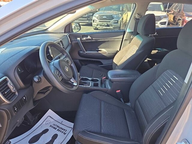 2019 Kia Sportage in Oregon, OH 43616 - 18079660 35