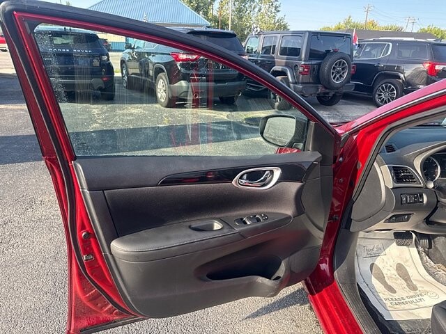 2019 Nissan Sentra in Oregon, OH 43616 - 18079664 9