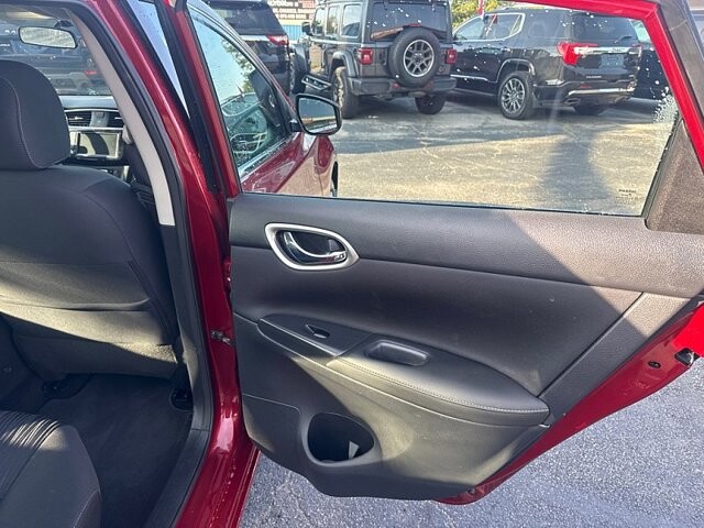 2019 Nissan Sentra in Oregon, OH 43616 - 18079664 14