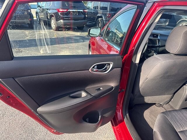 2019 Nissan Sentra in Oregon, OH 43616 - 18079664 11