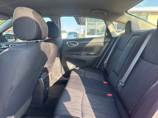 2019 Nissan Sentra in Oregon, OH 43616 - 18079664 12