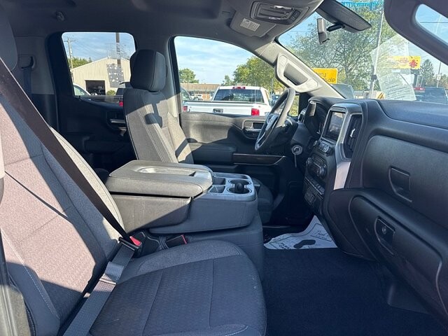 2020 Chevrolet Silverado 1500 in Oregon, OH 43616 - 18079667 16