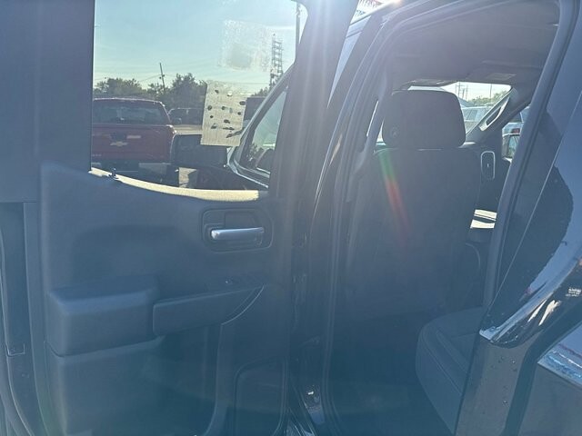 2020 Chevrolet Silverado 1500 in Oregon, OH 43616 - 18079667 11