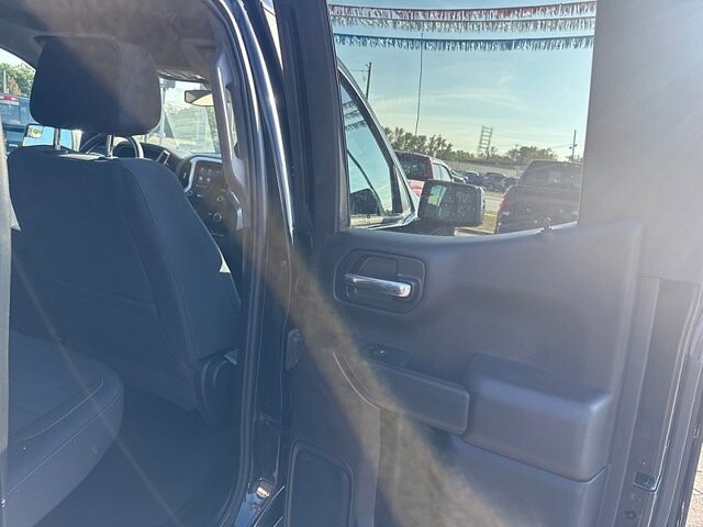 2020 Chevrolet Silverado 1500 in Oregon, OH 43616 - 18079667 13