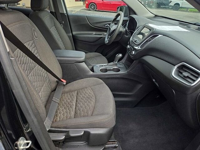 2019 Chevrolet Equinox in Oregon, OH 43616 - 18079669 17