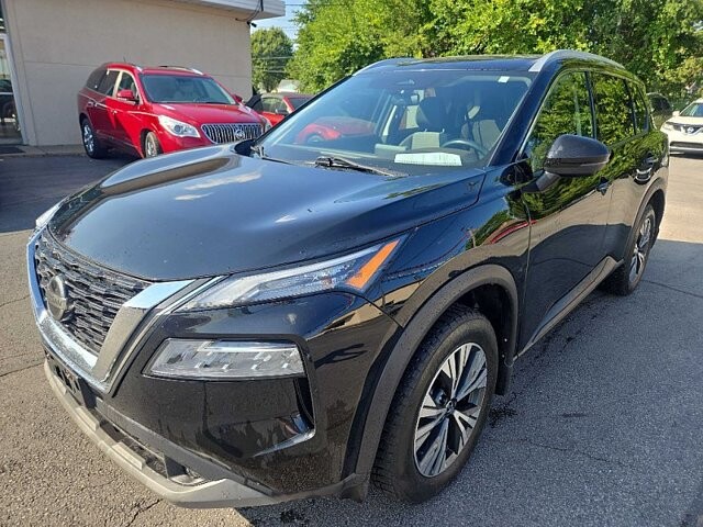 2021 Nissan Rogue in Oregon, OH 43616 - 18079670