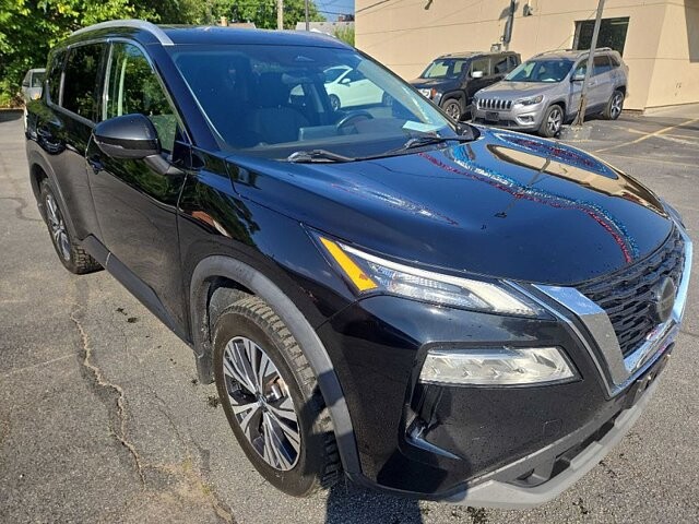 2021 Nissan Rogue in Oregon, OH 43616 - 18079670 7