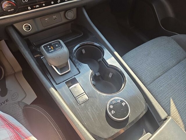 2021 Nissan Rogue in Oregon, OH 43616 - 18079670 23