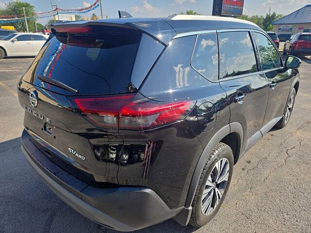 2021 Nissan Rogue in Oregon, OH 43616 - 18079670 5