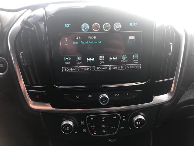 2019 Chevrolet Traverse in Oregon, OH 43616 - 18079672 24