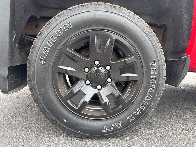 2014 Chevrolet Silverado 1500 in Oregon, OH 43616 - 18079673 17