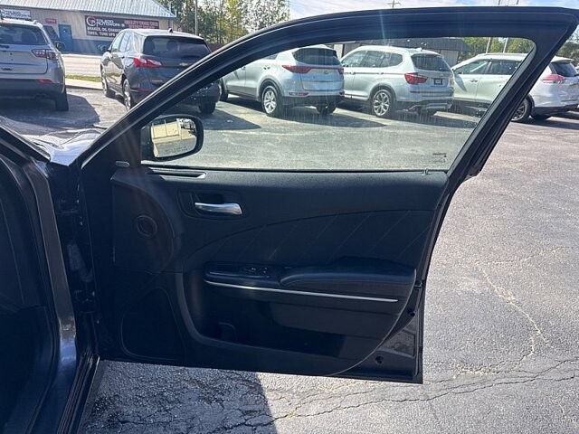 2022 Dodge Charger in Oregon, OH 43616 - 18079675 16
