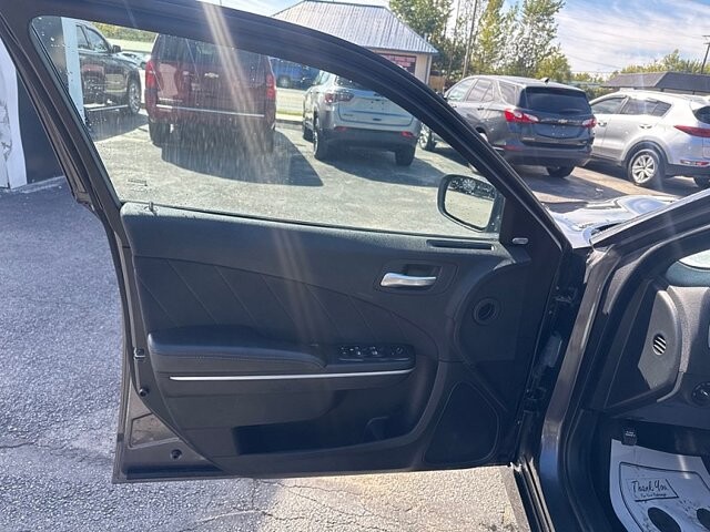 2022 Dodge Charger in Oregon, OH 43616 - 18079675 9