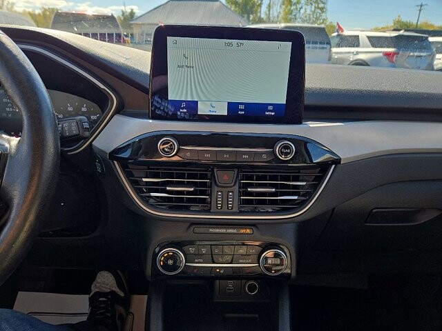 2021 Ford Escape in Oregon, OH 43616 - 18079676 21