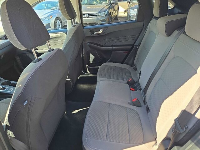 2021 Ford Escape in Oregon, OH 43616 - 18079676 12