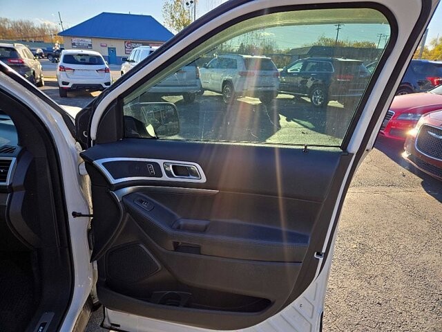 2013 Ford Explorer in Oregon, OH 43616 - 18079678 18