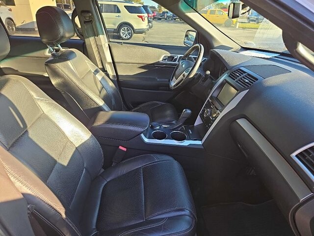 2013 Ford Explorer in Oregon, OH 43616 - 18079678 19