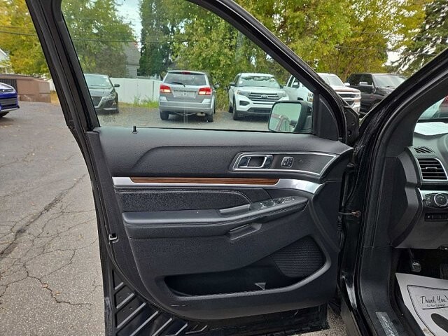 2018 Ford Explorer in Oregon, OH 43616 - 18079679 9