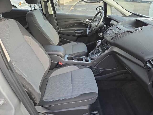 2017 Ford C-MAX in Oregon, OH 43616 - 18079680 17