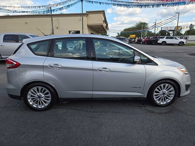 2017 Ford C-MAX in Oregon, OH 43616 - 18079680 6