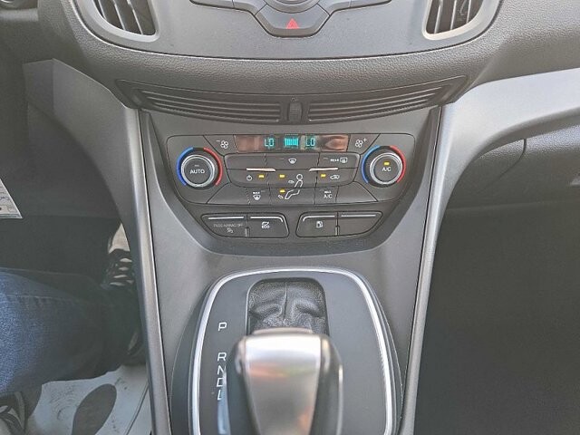 2017 Ford C-MAX in Oregon, OH 43616 - 18079680 21