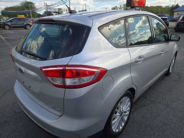 2017 Ford C-MAX in Oregon, OH 43616 - 18079680 5