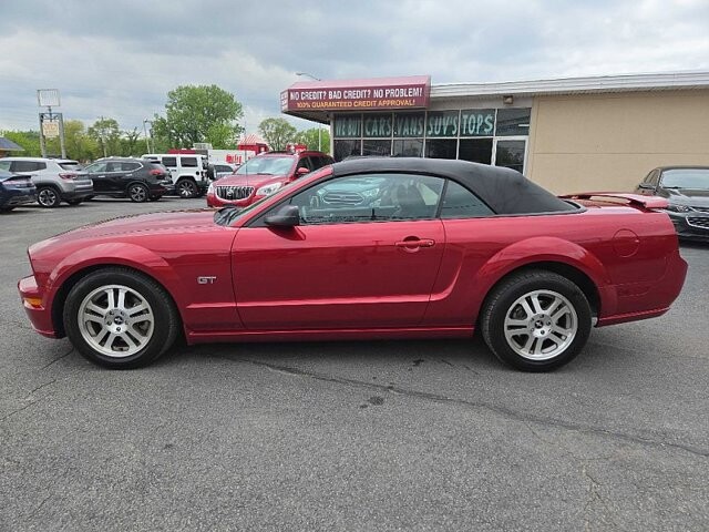 2006 Ford Mustang in Oregon, OH 43616 - 18079681 2