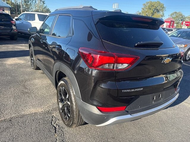 2021 Chevrolet TrailBlazer in Oregon, OH 43616 - 18079684 3