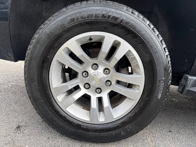 2019 Chevrolet Tahoe in Oregon, OH 43616 - 18079685 20