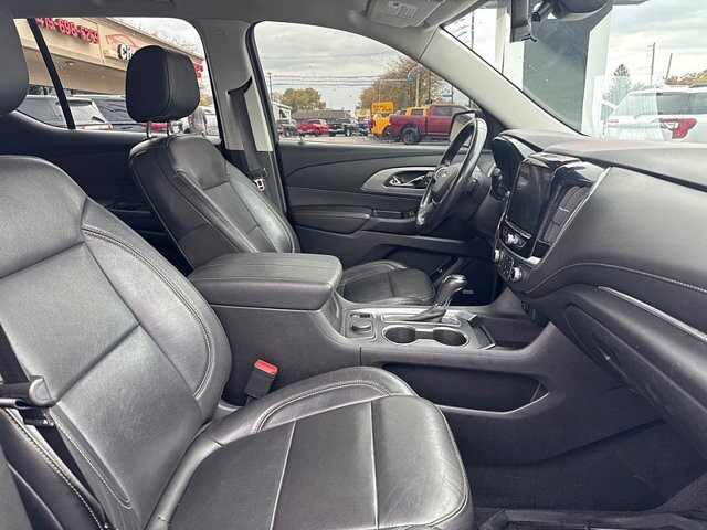 2020 Chevrolet Traverse in Oregon, OH 43616 - 18079687 19
