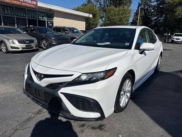 2021 Toyota Camry in Oregon, OH 43616 - 18079688