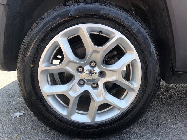 2017 Jeep Renegade in Oregon, OH 43616 - 18079689 18