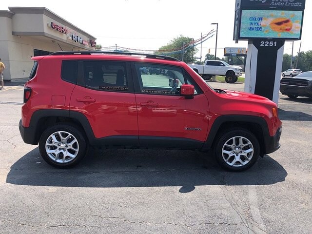 2017 Jeep Renegade in Oregon, OH 43616 - 18079689 6