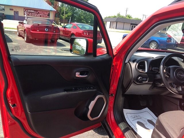 2017 Jeep Renegade in Oregon, OH 43616 - 18079689 9