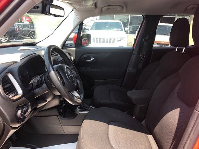 2017 Jeep Renegade in Oregon, OH 43616 - 18079689 10