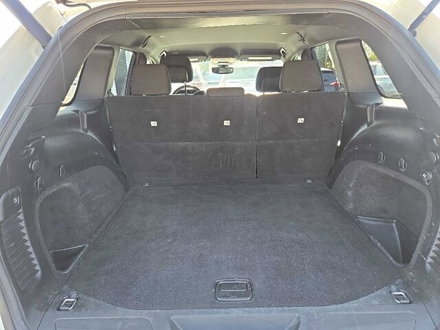 2020 Jeep Grand Cherokee in Oregon, OH 43616 - 18079692 13