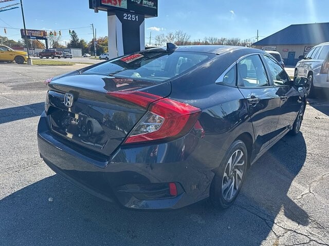 2018 Honda Civic in Oregon, OH 43616 - 18079694 5