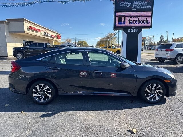 2018 Honda Civic in Oregon, OH 43616 - 18079694 6
