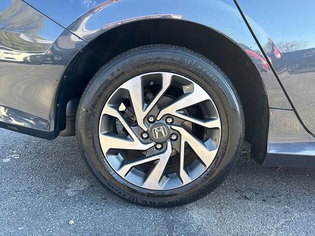 2018 Honda Civic in Oregon, OH 43616 - 18079694 18