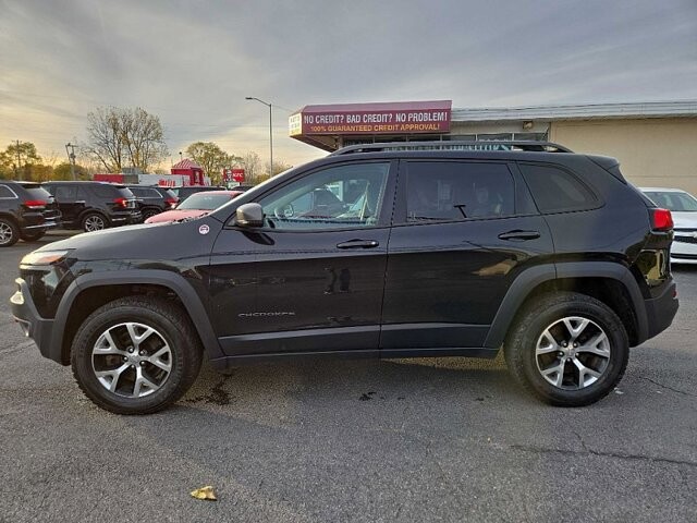 2015 Jeep Cherokee in Oregon, OH 43616 - 18079695 2