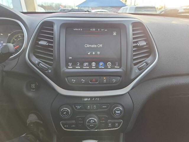 2015 Jeep Cherokee in Oregon, OH 43616 - 18079695 21