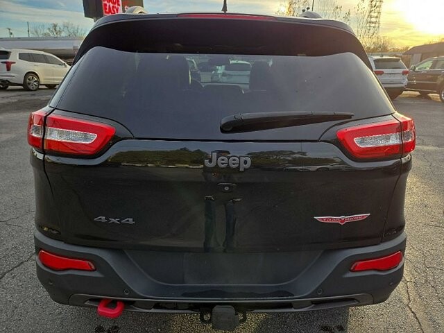 2015 Jeep Cherokee in Oregon, OH 43616 - 18079695 4