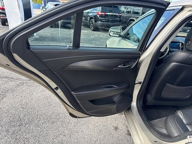 2015 Cadillac ATS in Oregon, OH 43616 - 18079696 11