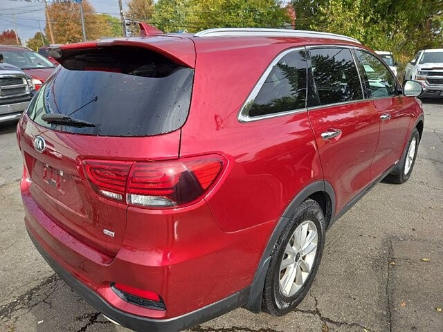 2019 Kia Sorento in Oregon, OH 43616 - 18079697 5
